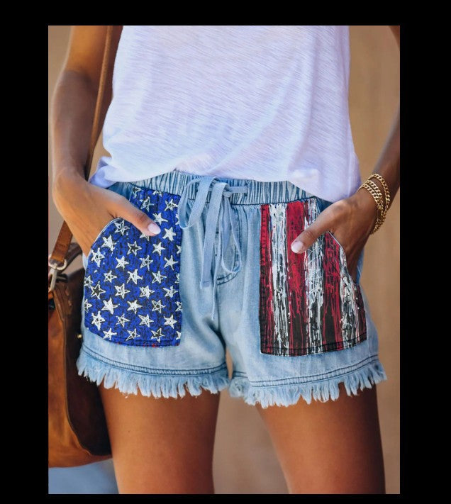 Women's denim shorts with creative pockets Lune London