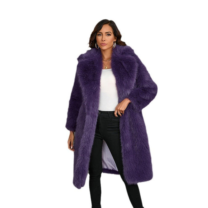 Women's Luxurious Faux Fur Coat with Elegant Cut Lune London