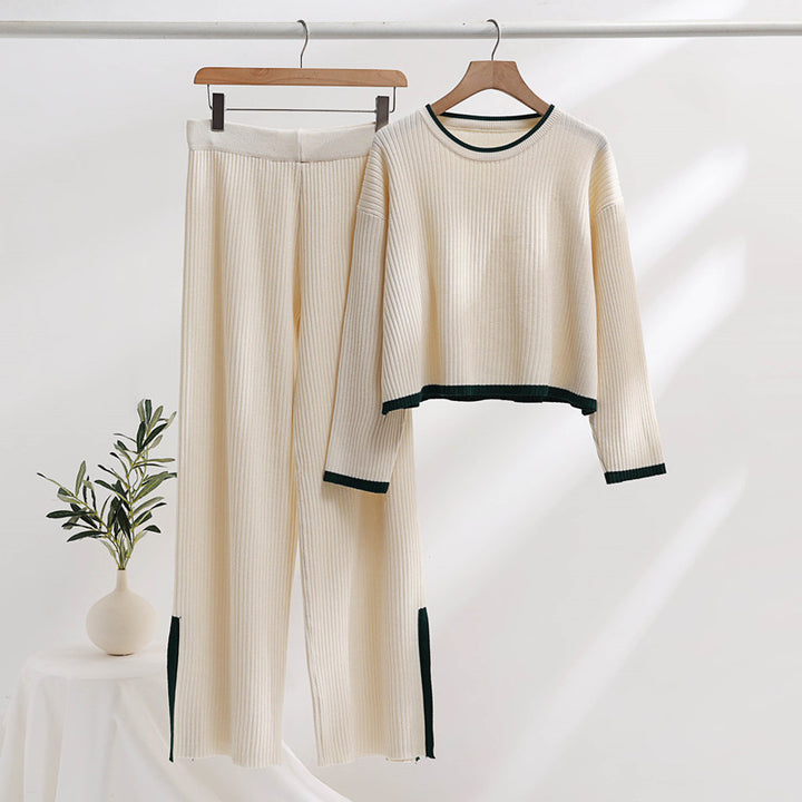 Casual knitted set for women with high waist and contrasting cuffs Lune London