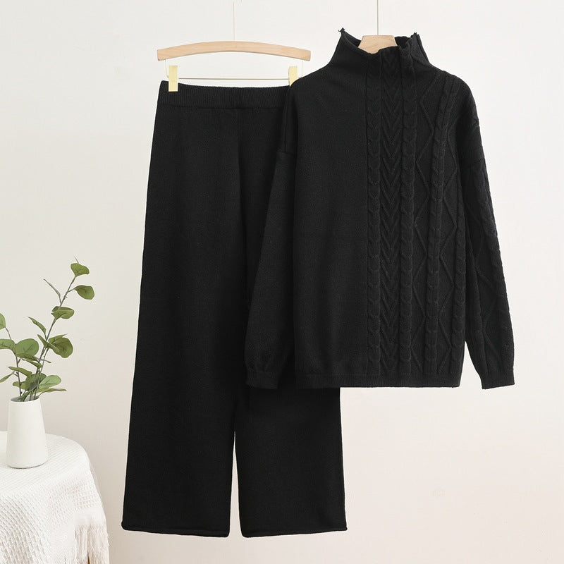 Comfortable knit loungewear set for women with high collar Lune London