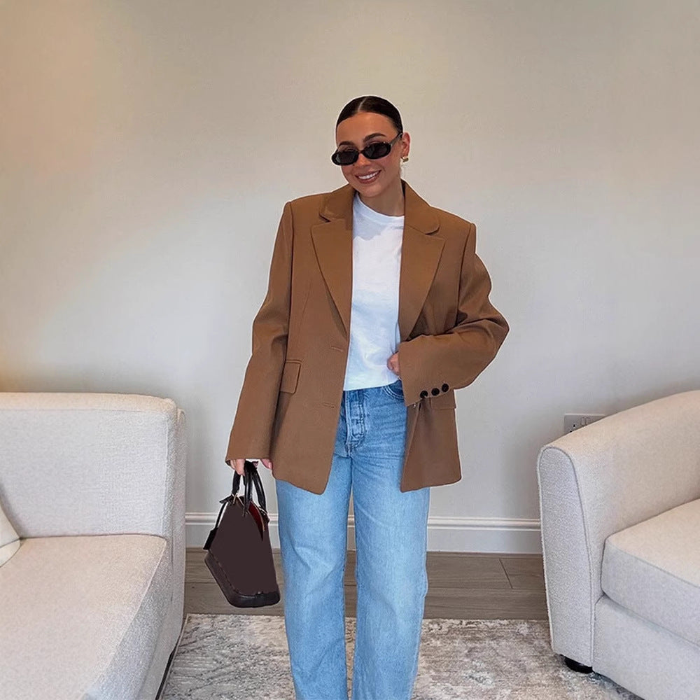 Oversized blazer jacket for women with modern design Lune London