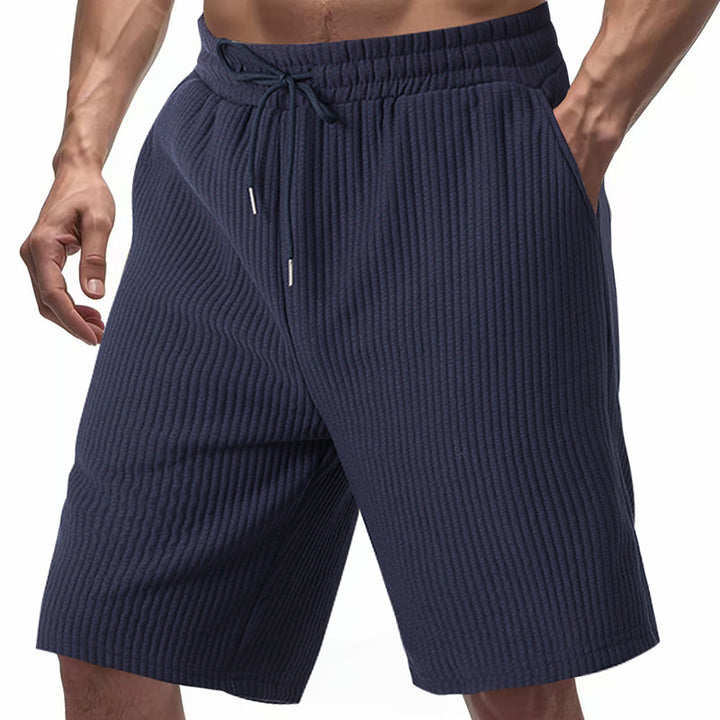 Casual men's shorts with elastic waistband and practical side pockets Lune London
