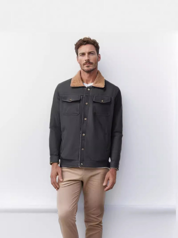 Casual men's jacket with faux fur collar and practical pockets Lune London