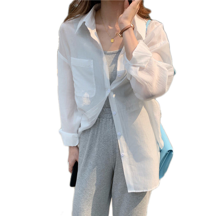 Blouse transparente pour femmes avec coupe moderne et coupe décontractée Chic & Stil