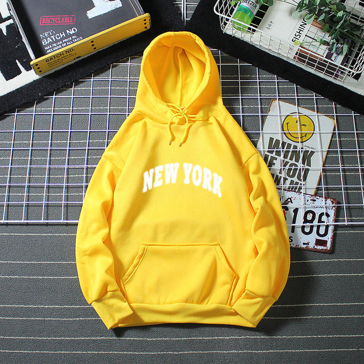 Women's Hooded Sweatshirt with Modern New York Lettering Chic & Stil