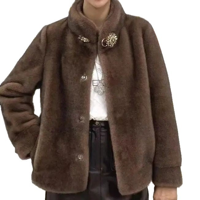 Veste en fleece confortable pour femme avec des détails de boutons élégants Chic & Stil