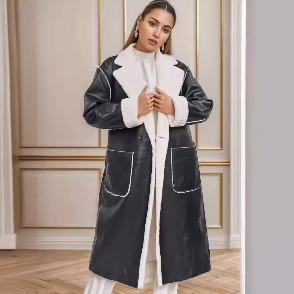 Ladies oversized coat made of high quality with soft teddy lining Lune London
