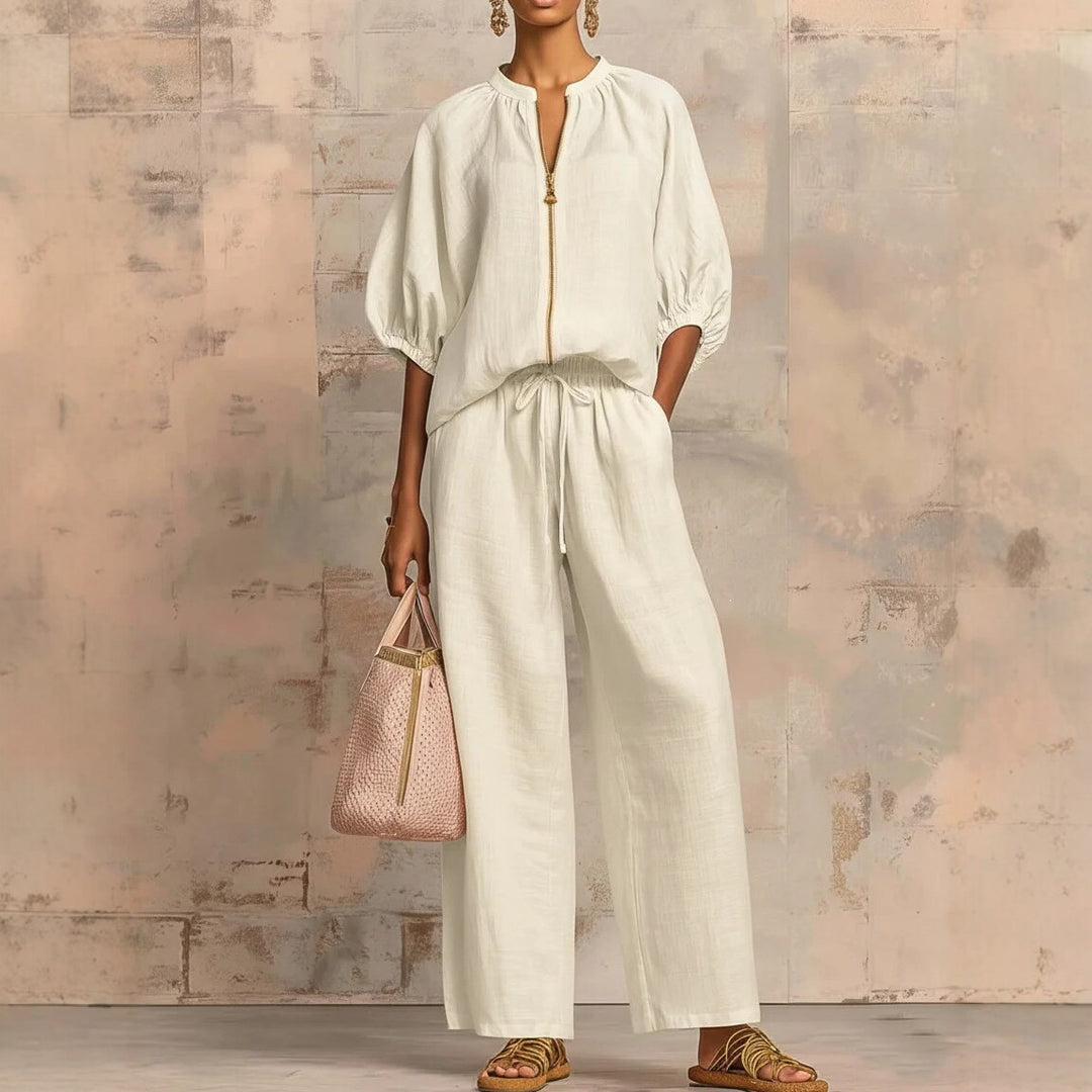 Ladies Airy Two-Piece with Modern Collar and Zipper Lune London