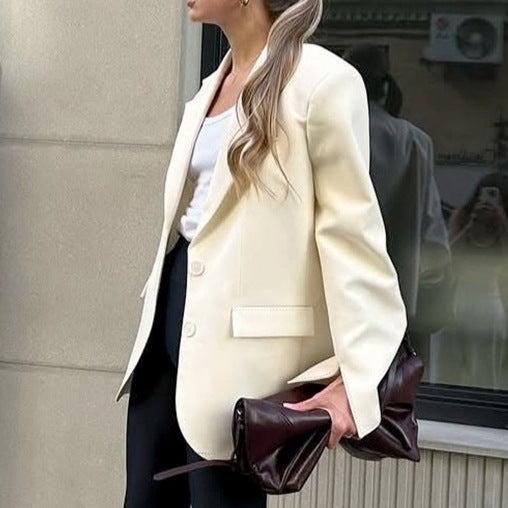Oversized blazer jacket for women with a modern cut Lune London