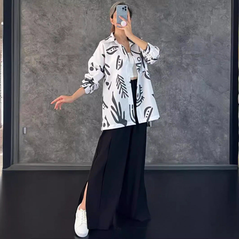 Women Oversized Casual Shirt with Graphic Print and Wide Cut Lune London