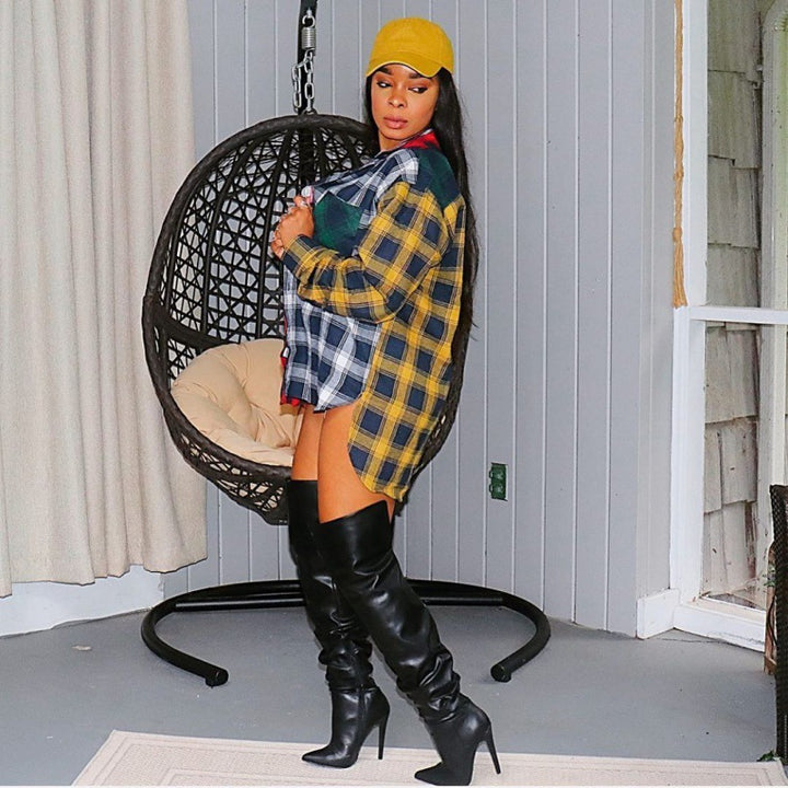 Oversized plaid shirt for women with a trendy cut and a casual chic look