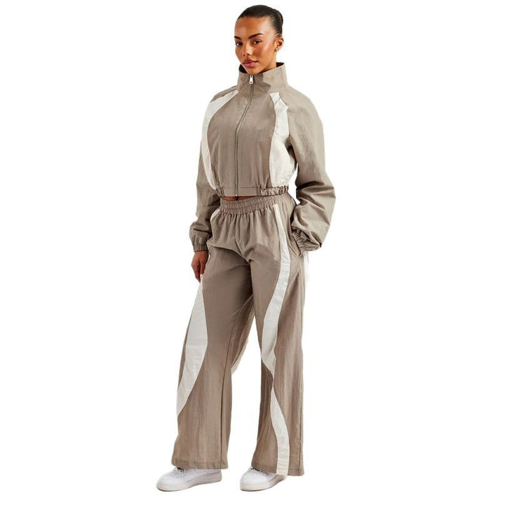 Women's sports outfit with elastic waist and contrasting bands Lune London