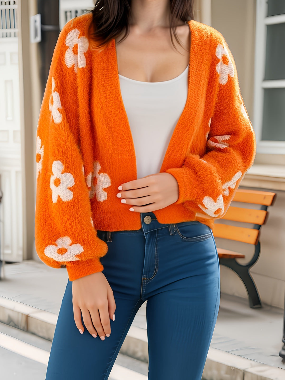 Ladies trendy cardigan with floral design Lune London