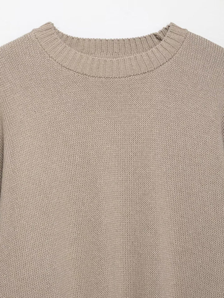 Casual knitted sweater for women with dropped shoulders and wide hem Lune London