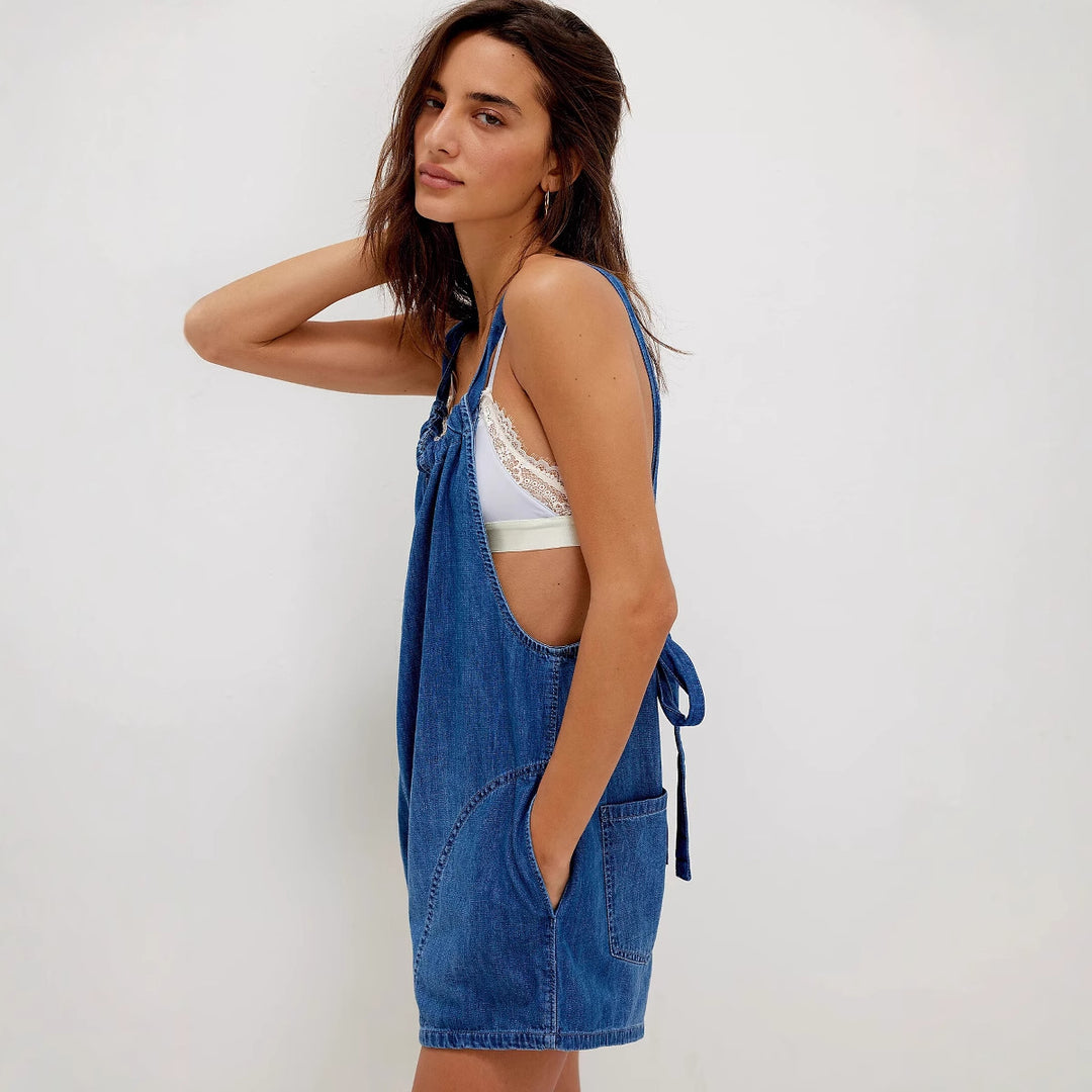 Denim overalls for women with gathered neckline and side pockets Chic & Stil