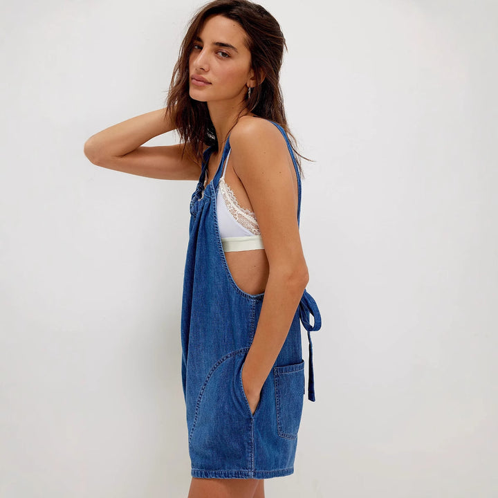 Denim overalls for women with gathered neckline and side pockets Chic & Stil