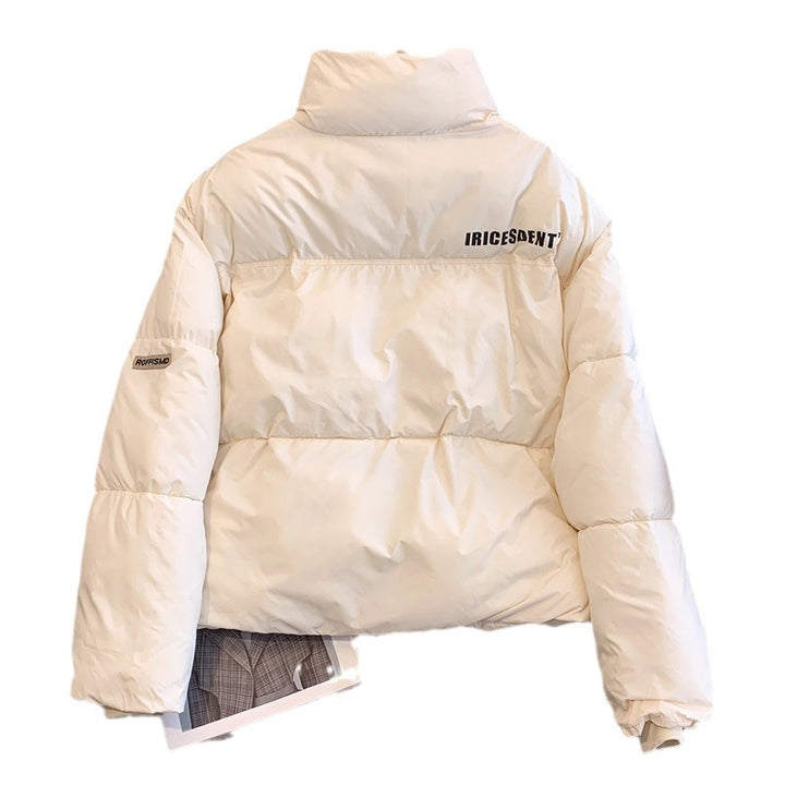 Short Puffer jacket for women with high collar and practical pockets Lune London
