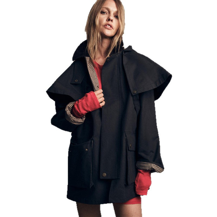veste de randonnée imperméable pour femmes avec un design de capuche innovant Lune London