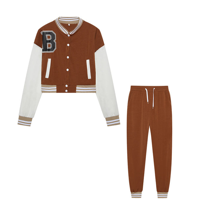 Sporty set for women consisting of a cropped jacket and jogging pants Lune London