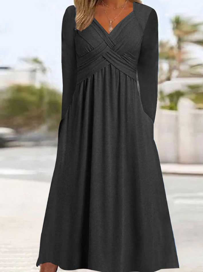 Ladies Elegant Maxi Dress with Draped Effect and Chic Pockets