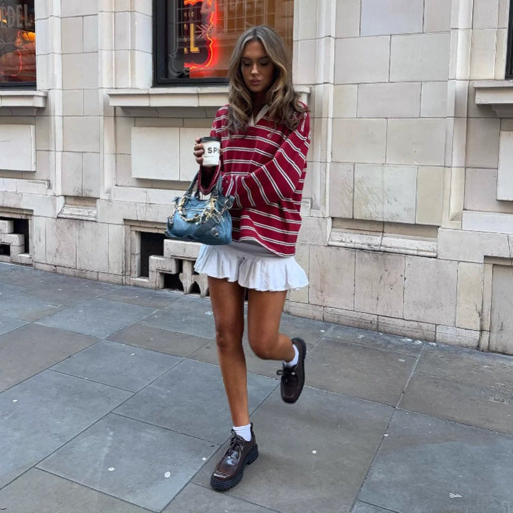 Striped sporty sweater for women with a collar and loose fit Lune London