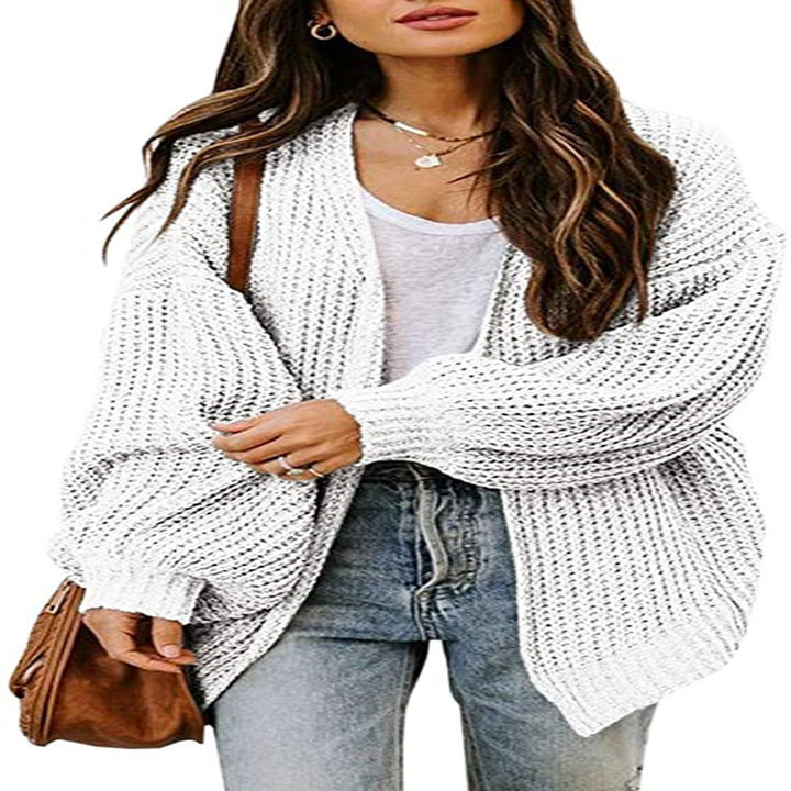 Oversized knitted sweater for women with balloon sleeves and a structured design Lune London