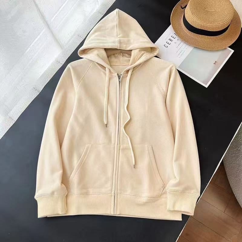 Veste à capuche structurée pour femmes avec zip intégral Chic & Stil