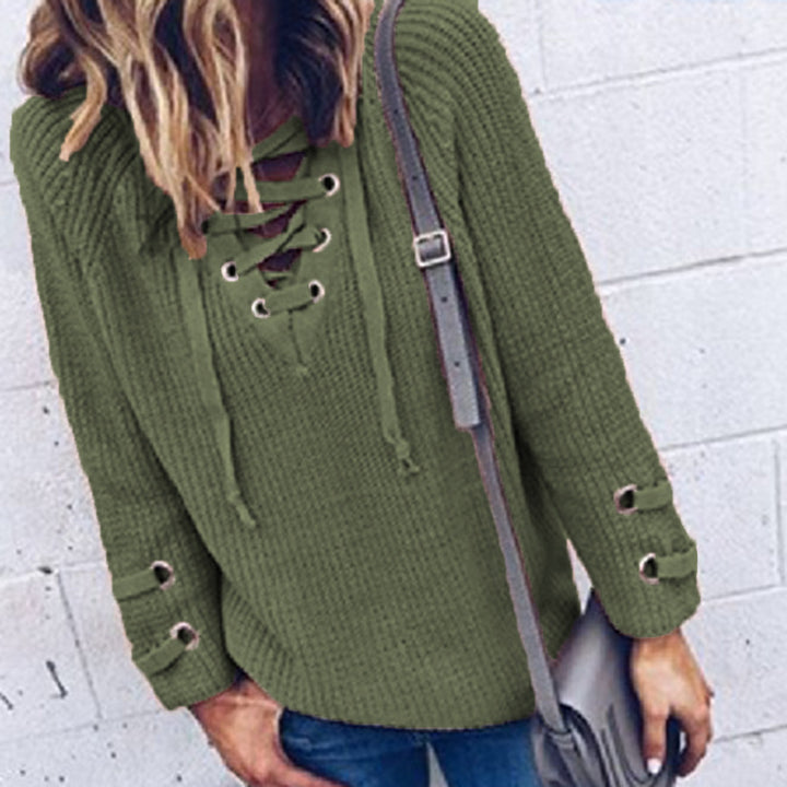 Casual knit sweater for women with decorative lace design and loose sleeves Lune Londonl
