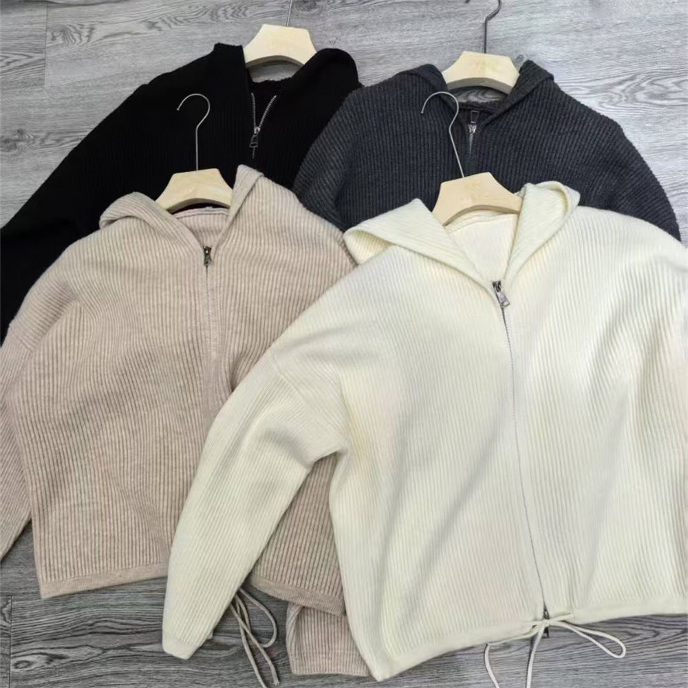 Veste à capuche élégante pour femmes avec poches latérales Chic & Stil