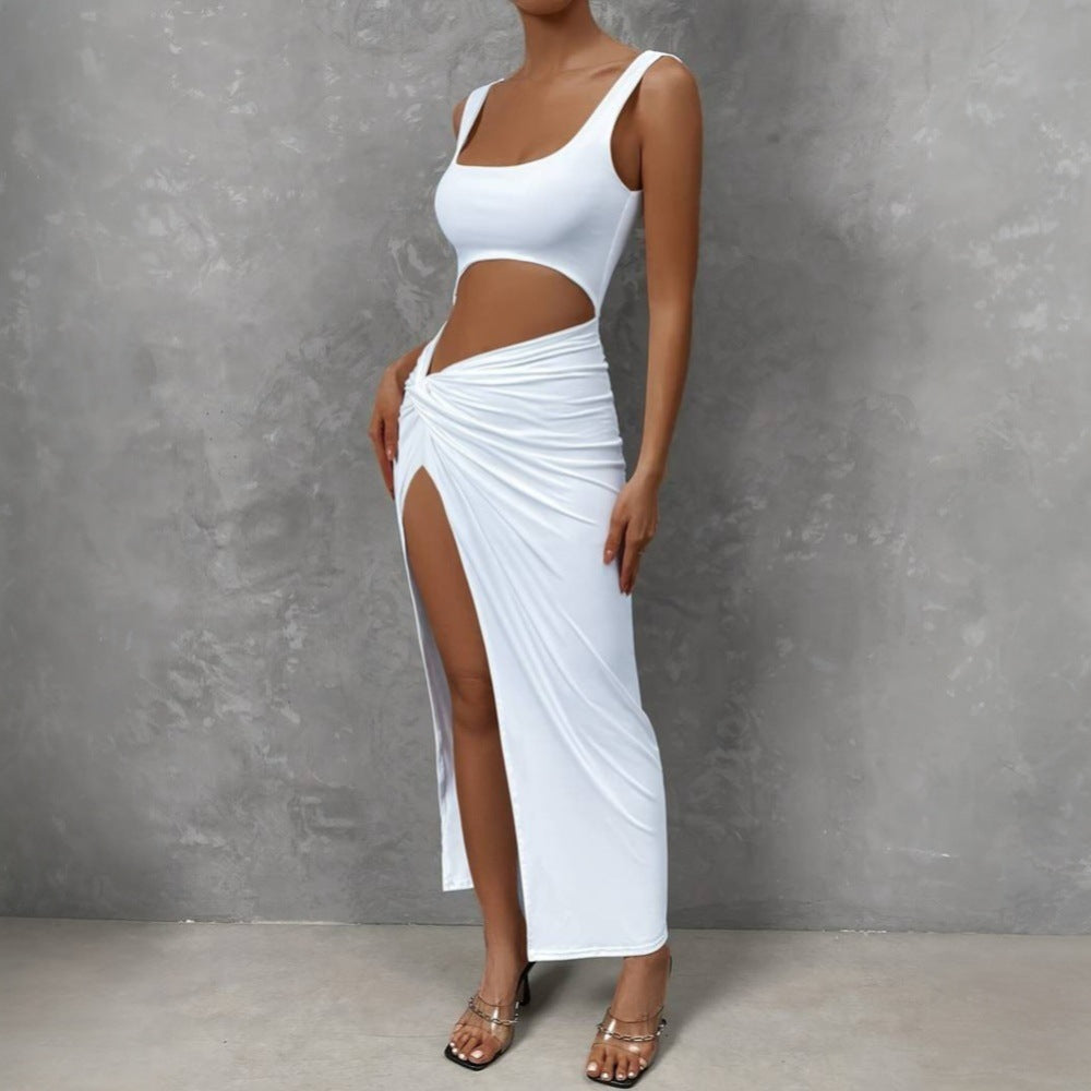 Women's maxi dress with cutouts and chic wrap design and high slit Chic & Stil