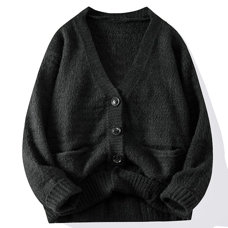 Lady cardigan with deep V-neckline and button closure Lune London