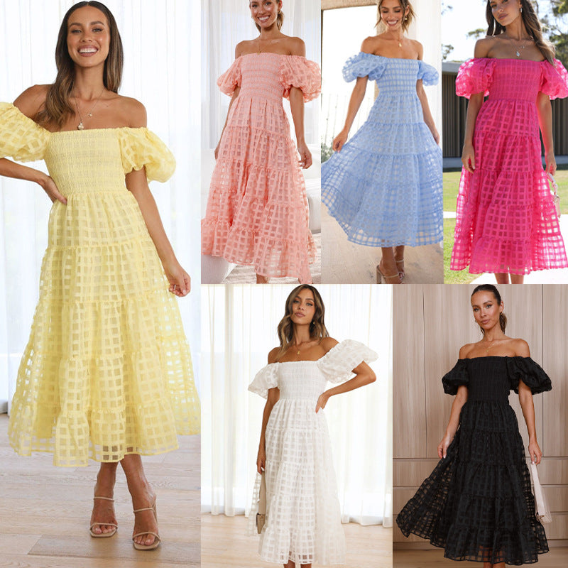 Robe maxi pour femmes avec des manches bouffantes aérées et un corsage froncé Chic & Stil