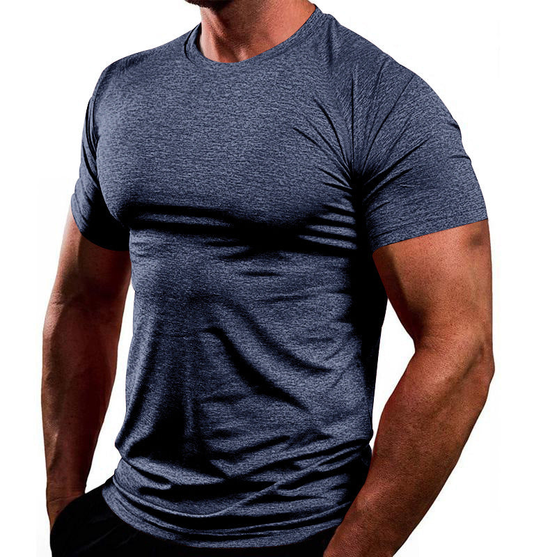 Breathable fitness t-shirt for men in lightweight fabric with a fitted cut Lune London