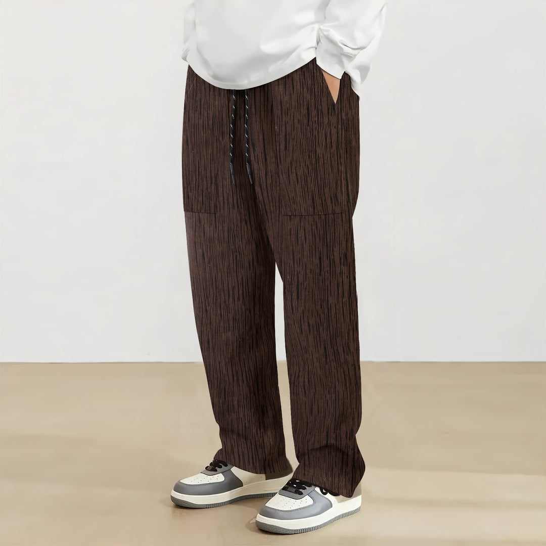 Casual leisure pants for men with practical pockets and elastic waistband Lune London