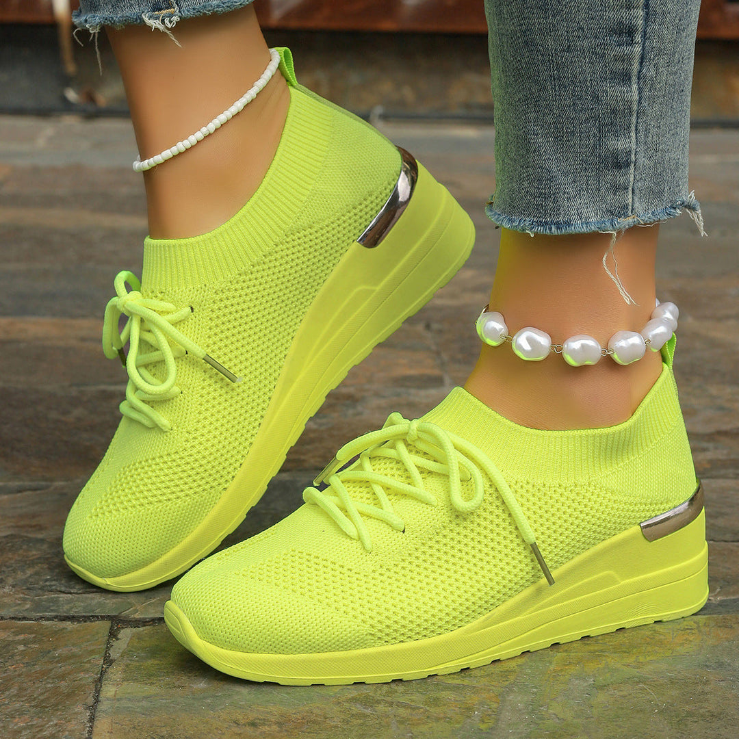 Women's Comfortable Sport Sneakers with Breathable Upper Material and Elegant Platform Sole Lune London