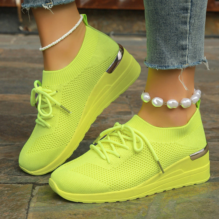Women's Comfortable Sport Sneakers with Breathable Upper Material and Elegant Platform Sole Lune London