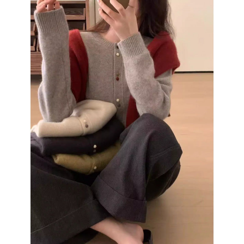 Women's Button-Down Knit Sweater Chic & Stil