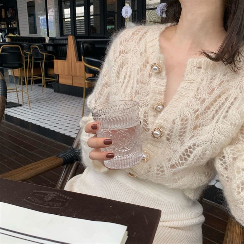 Cardigan femme avec motif ajouré et détails de boutons élégants Chic & Stil