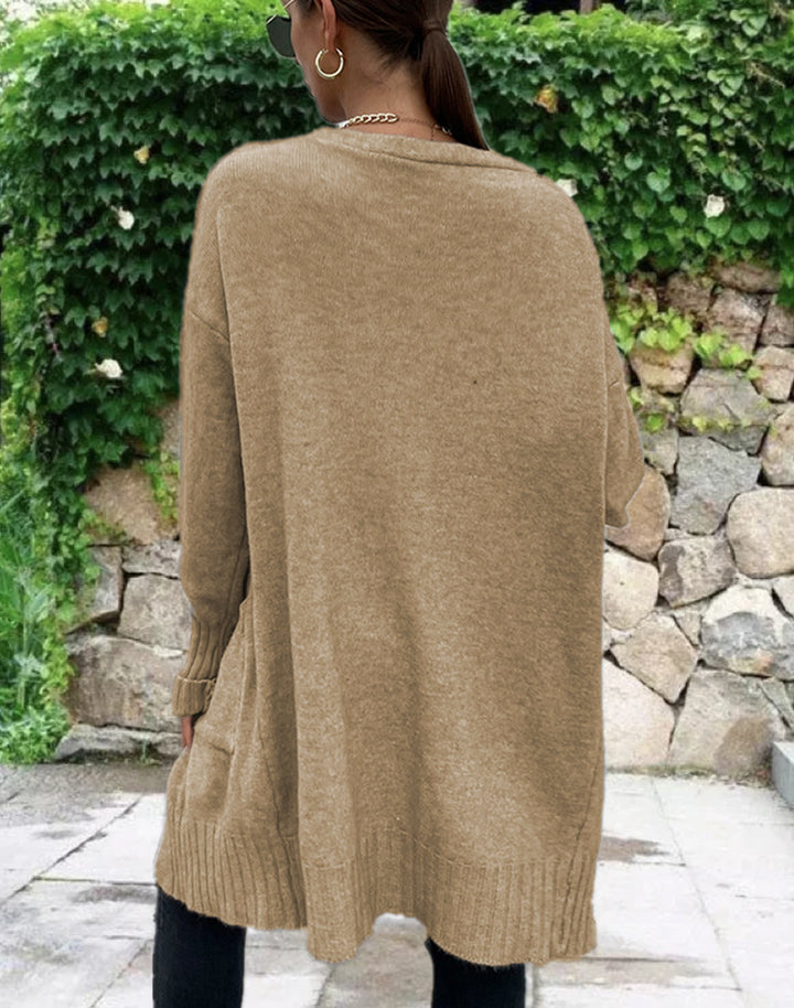 Knitted cardigan for women with a relaxed fit and large pockets Lune London