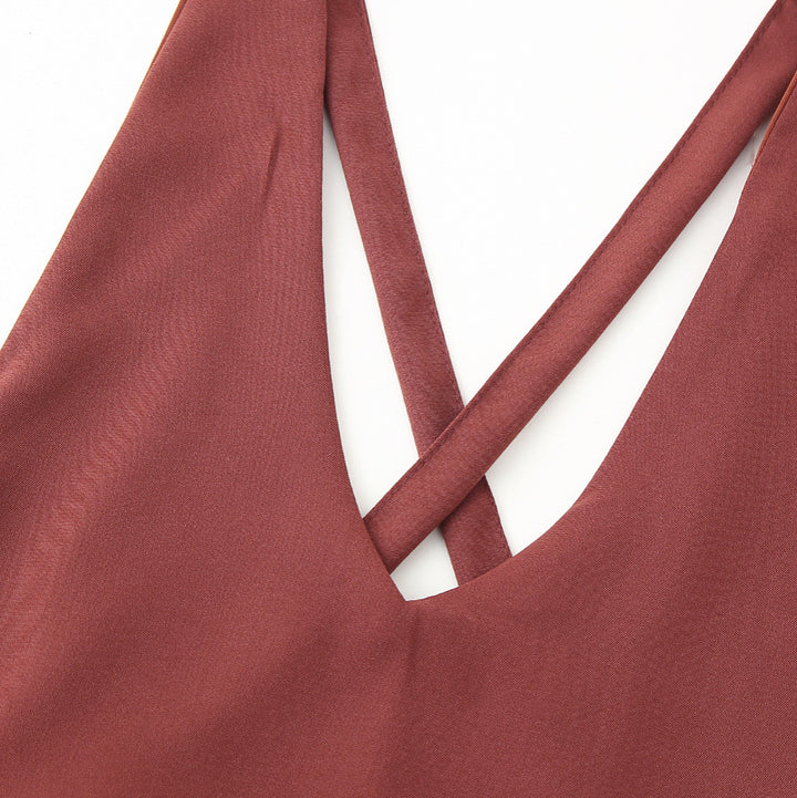 Maxi dress for women with elegant V-neck and pleated skirt Lune London