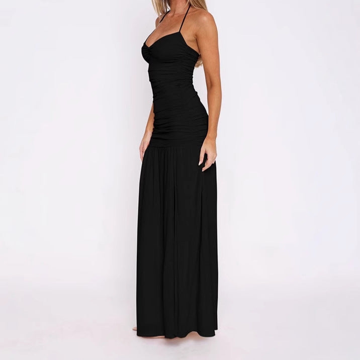 Elegant ladies maxi dress with refined ruffle details and a high slit Lune London