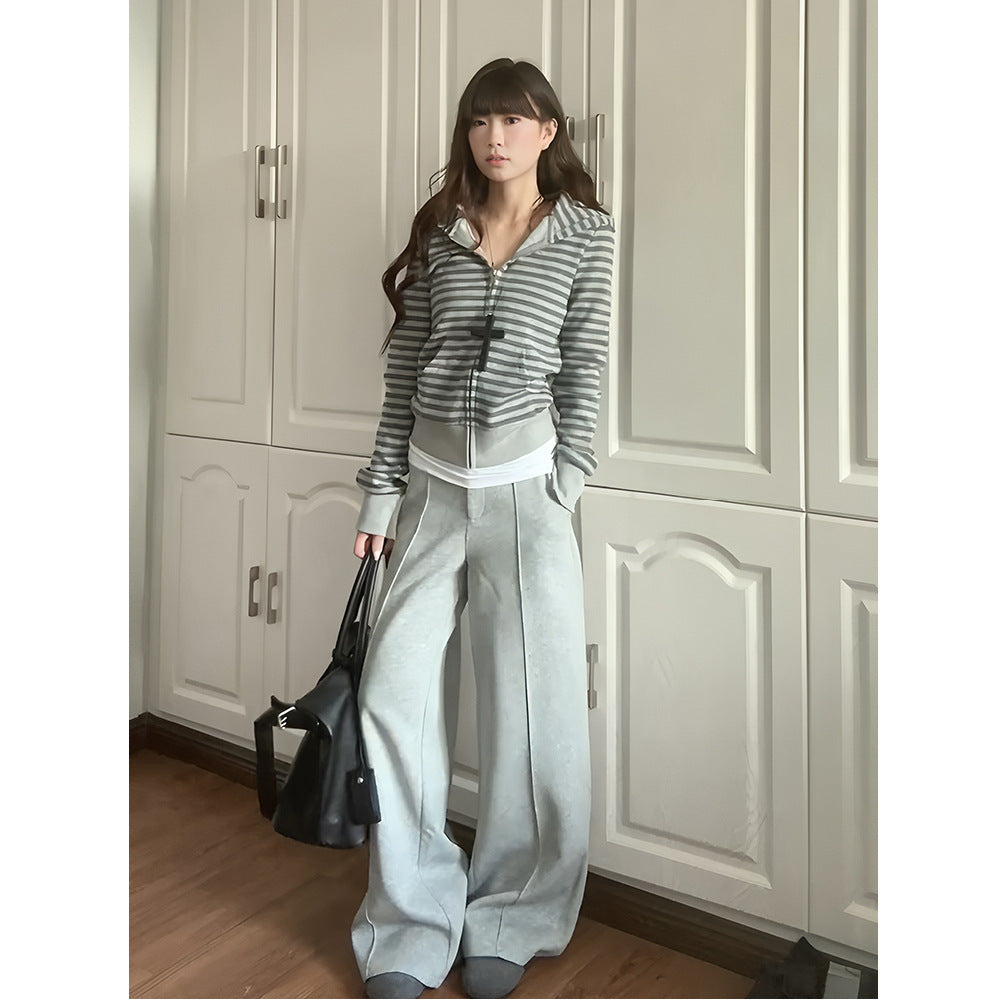 Ladies elegant and comfortable cardigan with zip Chic & Stil