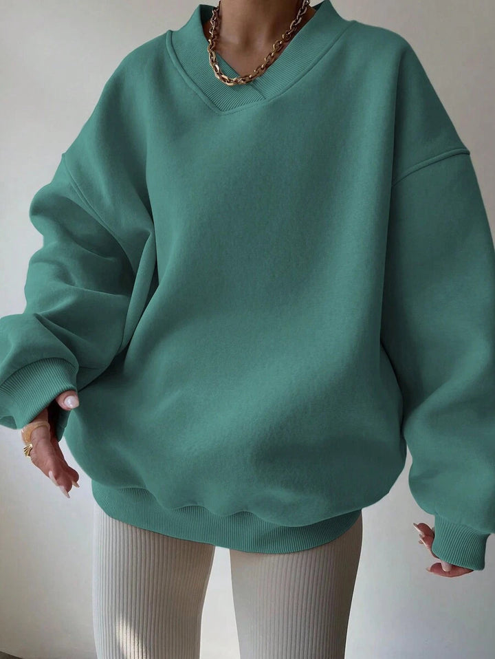 Women Oversized Sweatshirt with V-Neck and Wide Hem Lune London