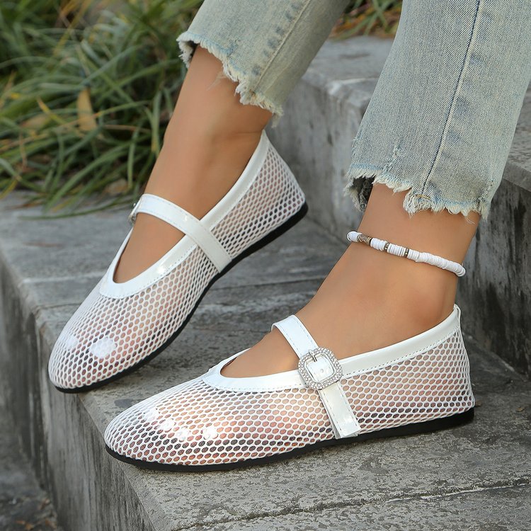 Elegant ballerinas for ladies with breathable mesh design and fashionable strap Lune London