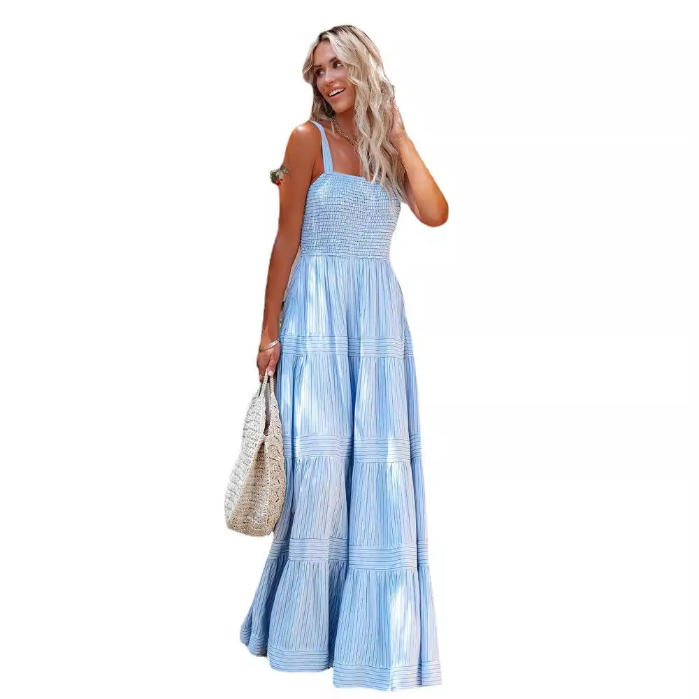 Long maxi dress for women, slightly flared, with gathers and spaghetti straps Chic & Stil