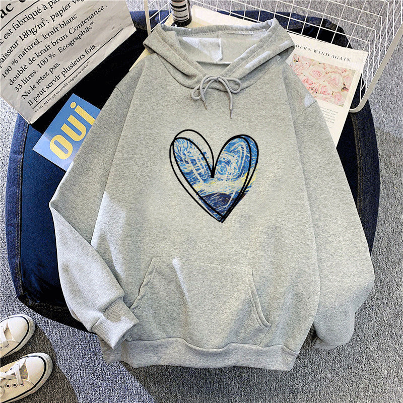 Women’s hoodie with artistic heart design Chic & Stil