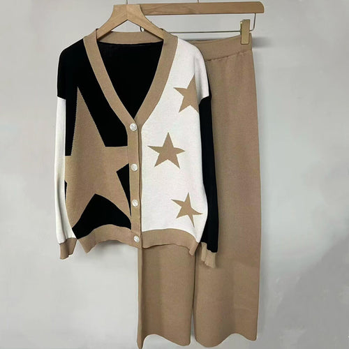 Lune London striking star pattern knit women's set with button details