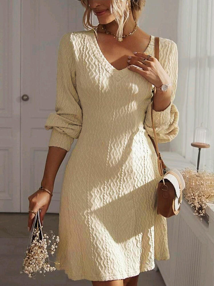 Wrap dress for women with structured pattern and V-neck Lune London