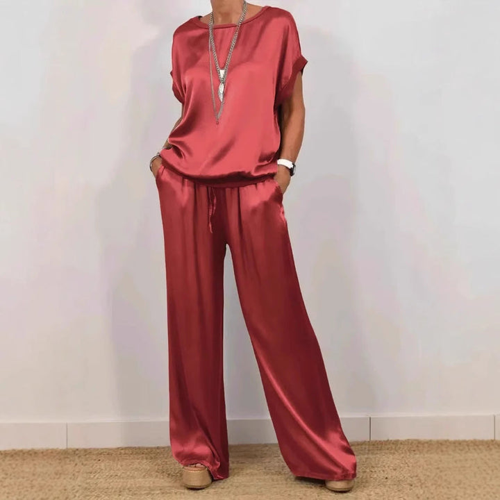 Women’s Elegant Satin Lounge Set with Loose Fit and Casual Top Lune London