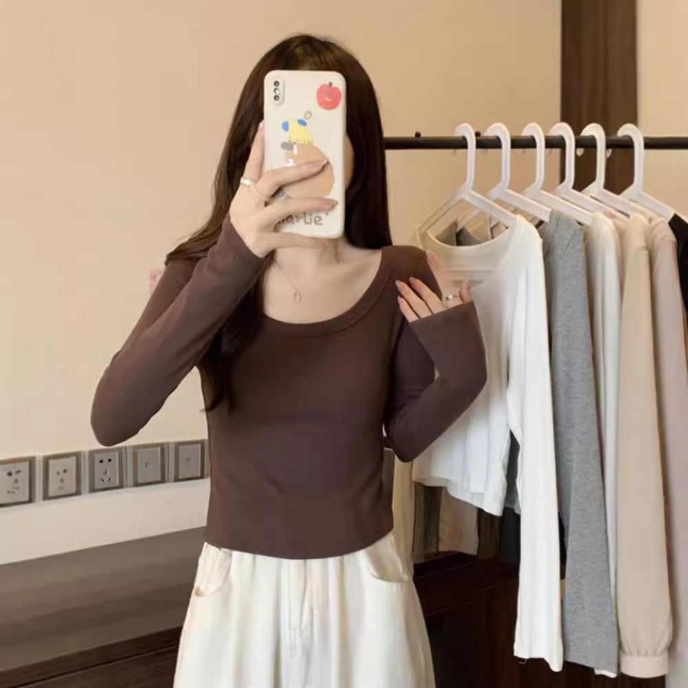 Ladies fitted long sleeve shirt with wide neckline Chic & Stil